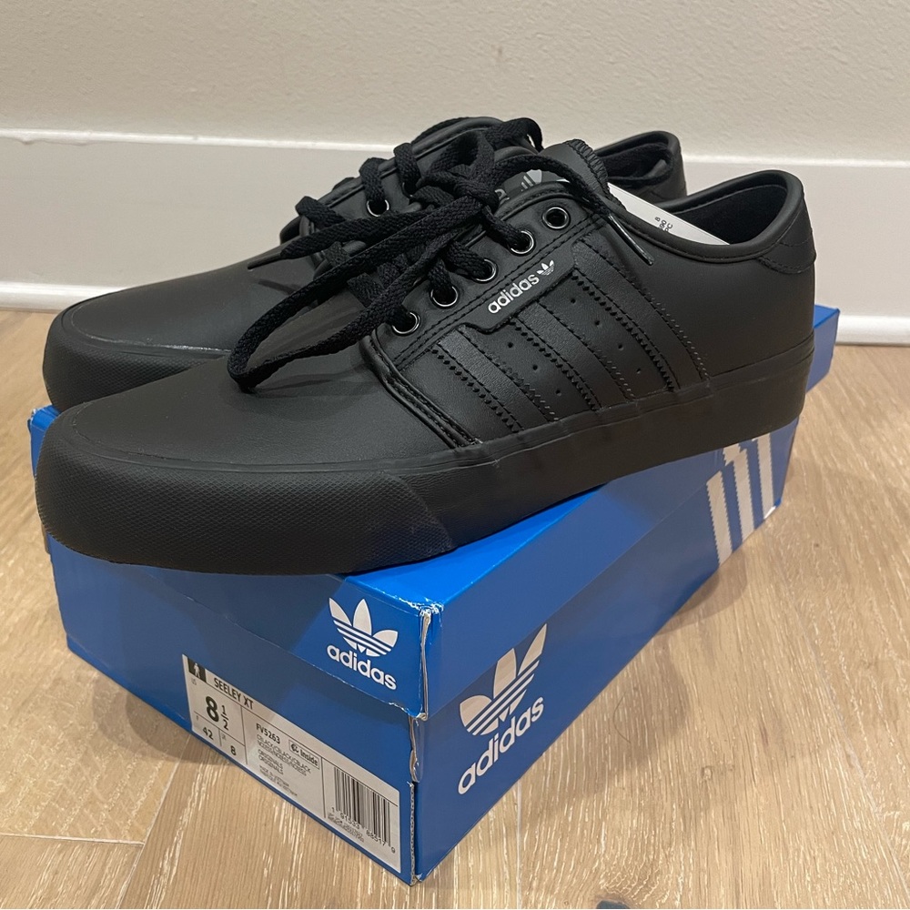Adidas Men’s Seeley XT Shoes Black size 8.5